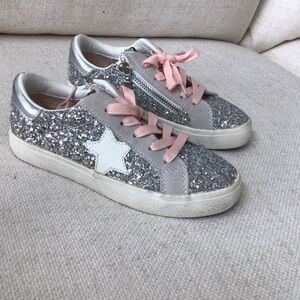 Vintage Havana Silver Glitter Kids Sneakers with Pink Laces